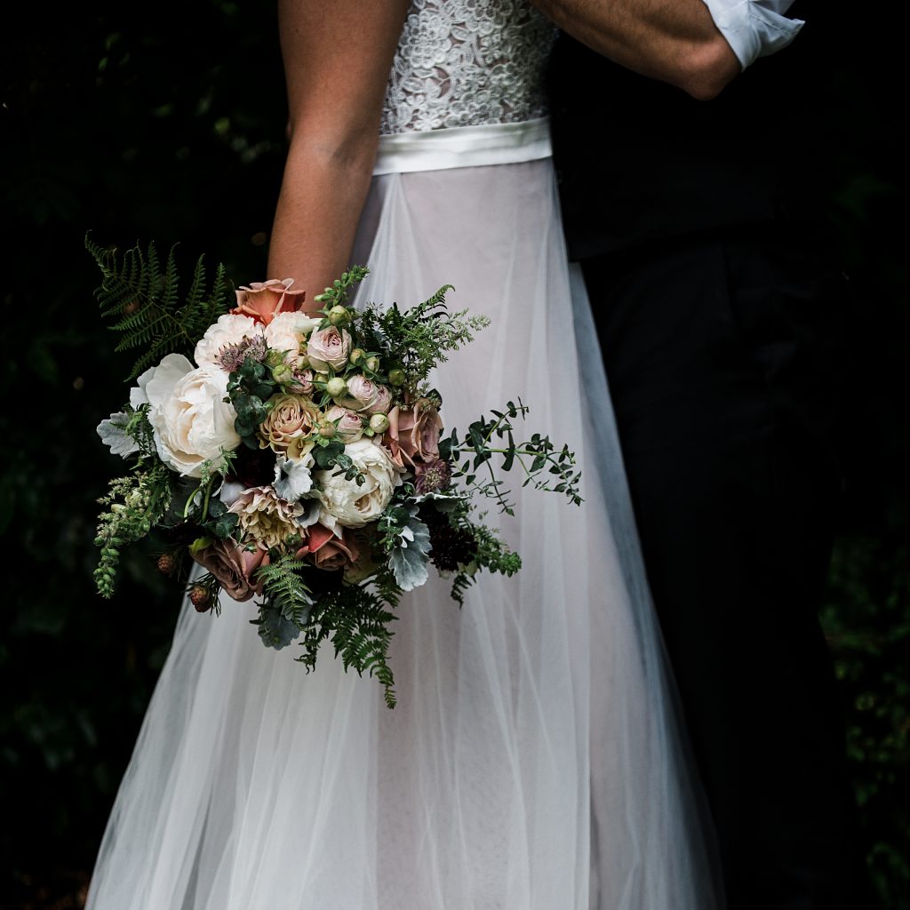Secret Garden Wedding in Historic Roslyn Washington by wedding photographer mary maletzke