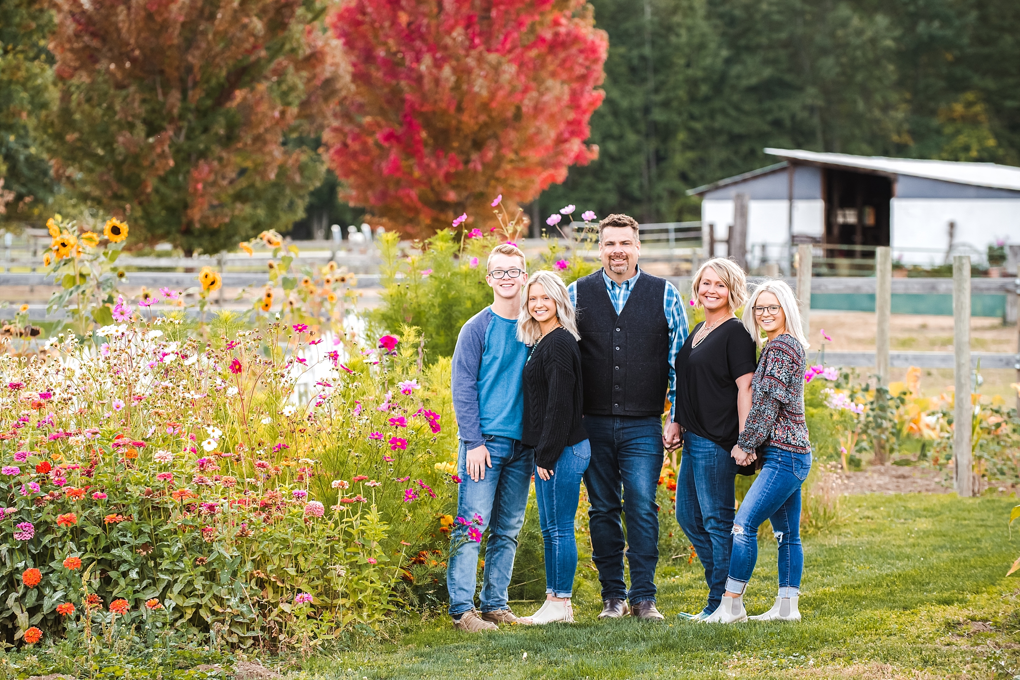  Fall Family Photographs in Ellensburg at Ritter Farms