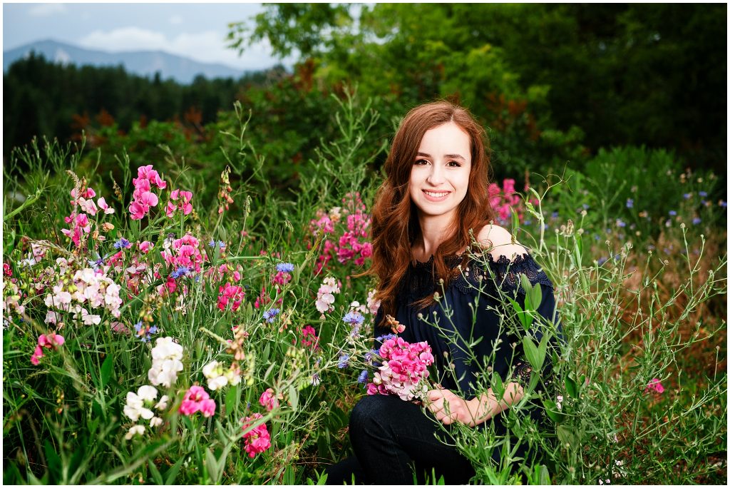 Pretty girl in a field of flowers in Cle Elum Washington